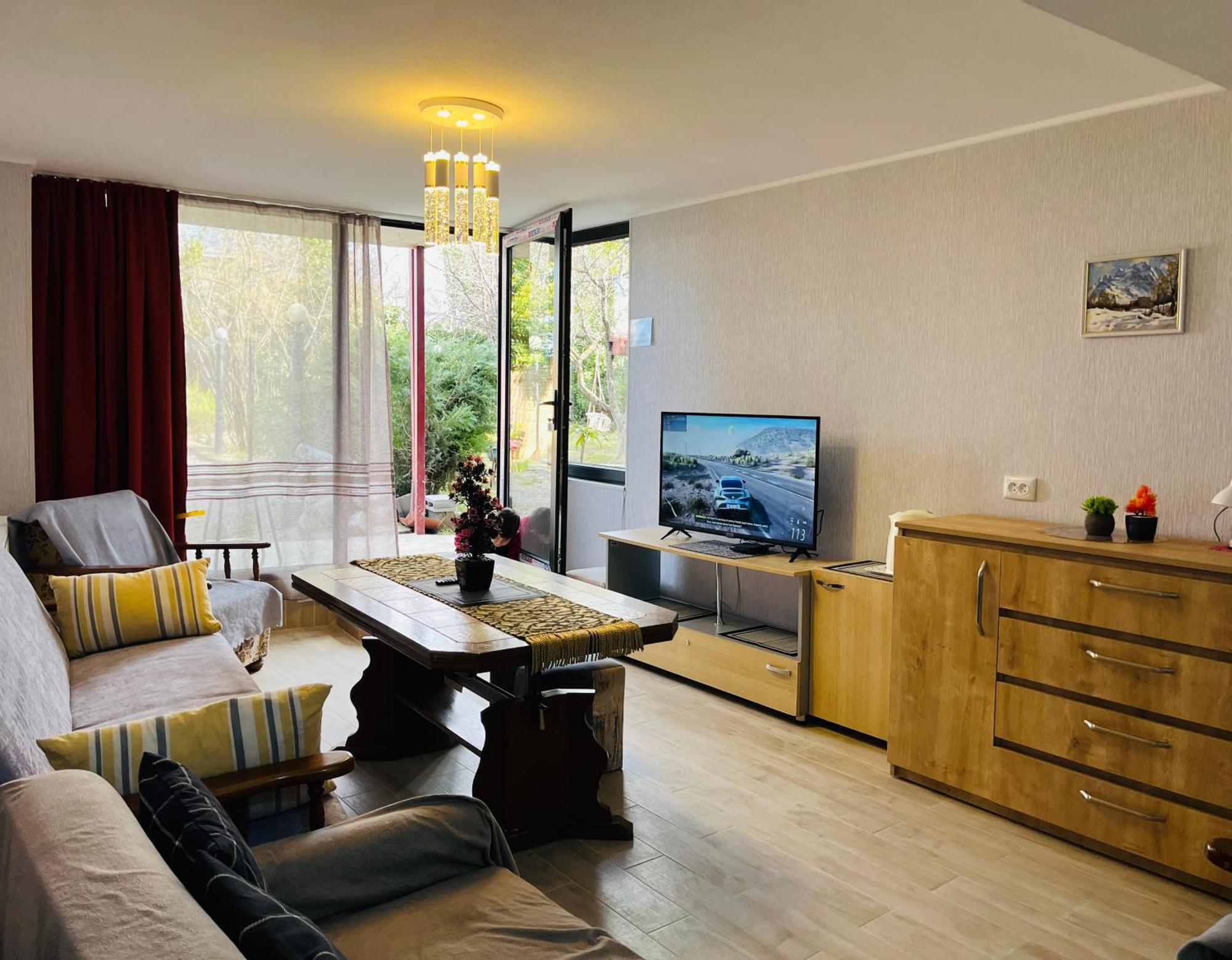 Guest house poligloti Telavi Extérieur photo