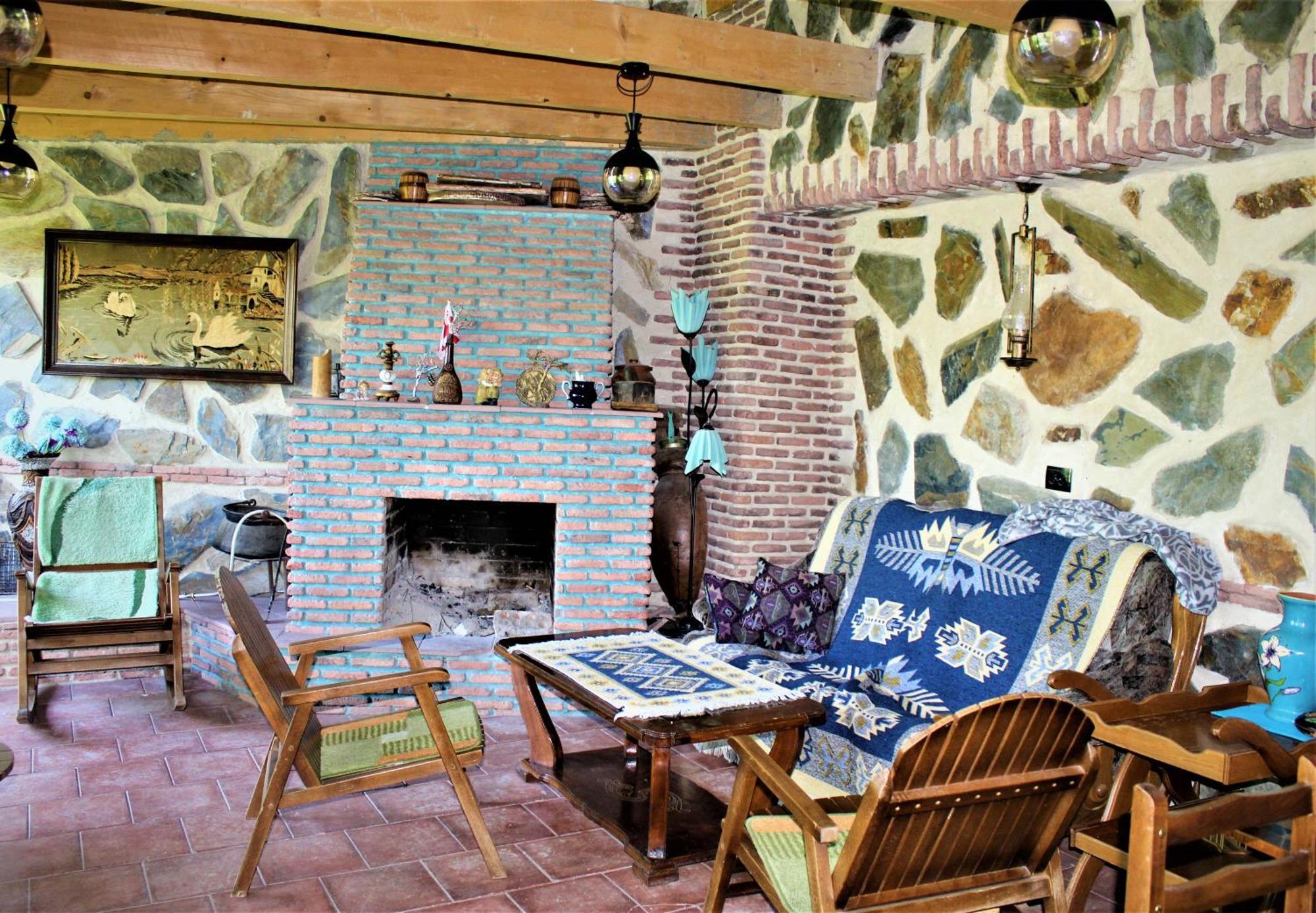 Guest house poligloti Telavi Extérieur photo