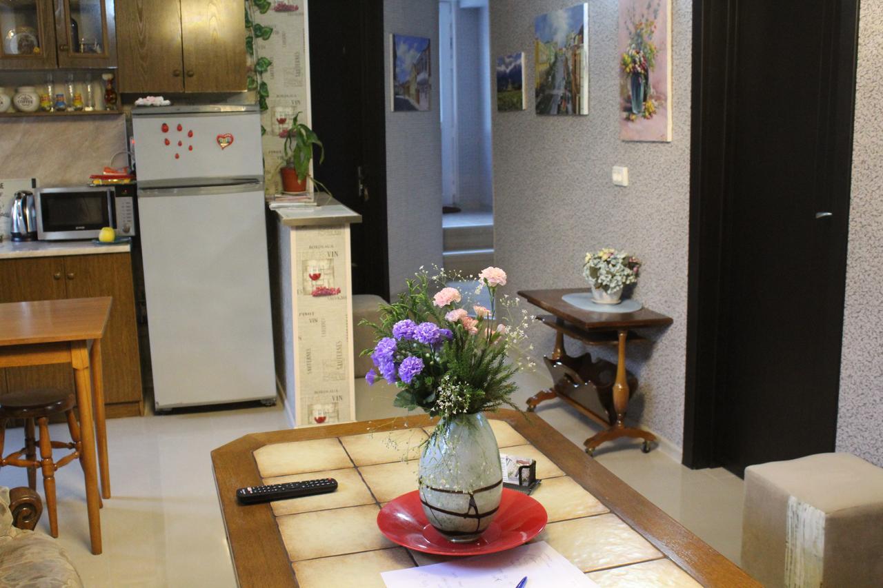 Guest house poligloti Telavi Extérieur photo